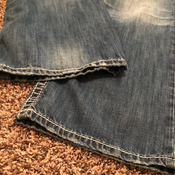 Sold - Picture 5 of 8